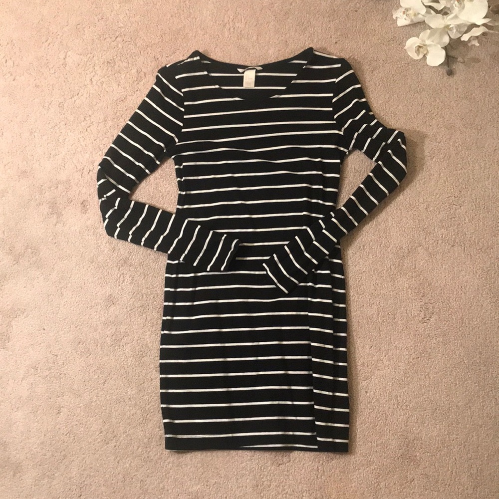 Black long sleeve striped white dress